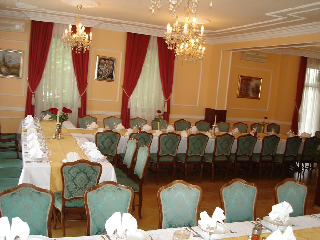 Domžale Penzion Gostilna Keber מראה חיצוני תמונה